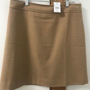 Women’s NWT camel wool blend a line skirt